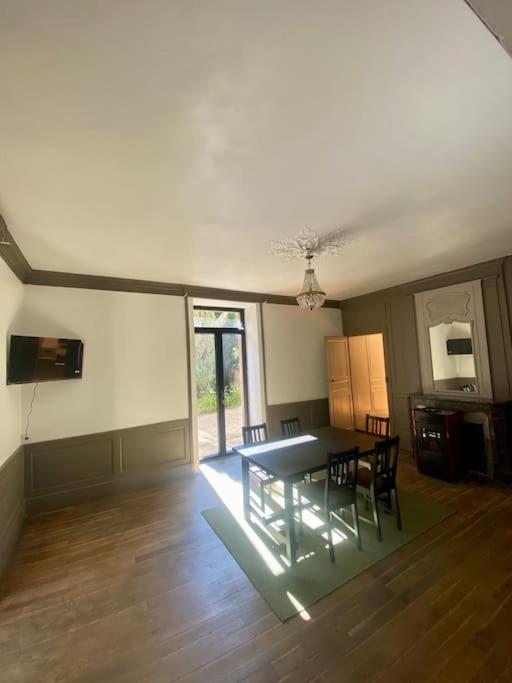Les Fayes House Villa Isle Kültér fotó